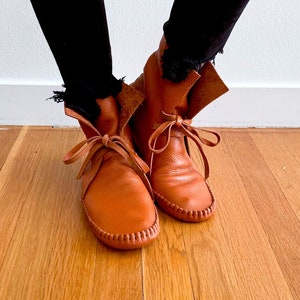 handmade moccasins | indigenous maker | moccasins | hi-top moccasins | moccasin boots | paprika | custom leather shoes | barefoot shoes