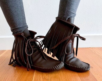 moccasins, indigenous maker, fringe moccasins, moccasin boots, fringe boots, chocolate, barefoot shoes, bridal shoes