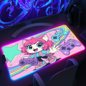 Alfombrilla de escritorio RGB con diseño de chica anime pastel - Alfombrilla de escritorio para juegos con dibujos kawaii - Alfombrilla de ratón LED XXL estética - Decoración de escritorio para juegos extendida otaku