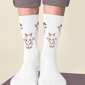 Cute Goat-Themed Cushioned Crew Socks, Animal Lover Gift, Cozy Winter Wear, Fun Fashion Accessories, Gift for Friends & Family