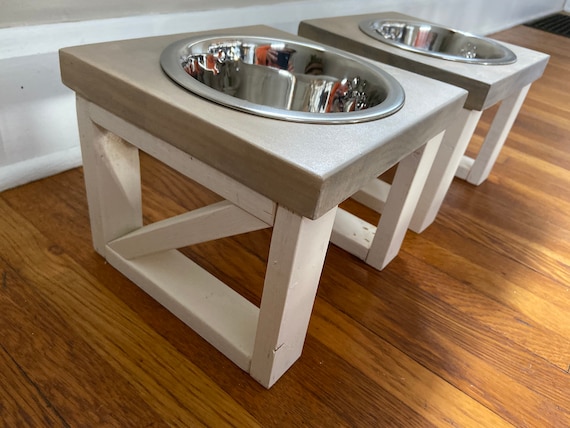 Elevated Dog Bowl - Single Dog Bowl Stand