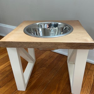 Single Raised Dog Feeder/Waterer/Elevated Feeding Stand/Nesting Dog Bowls