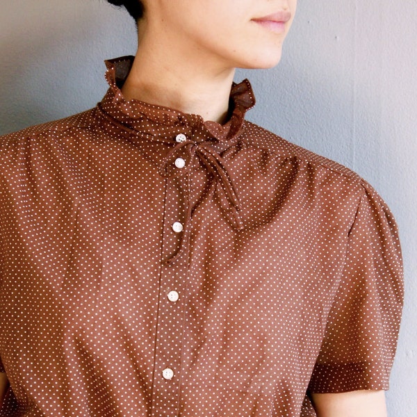 brown swiss dot blouse xl