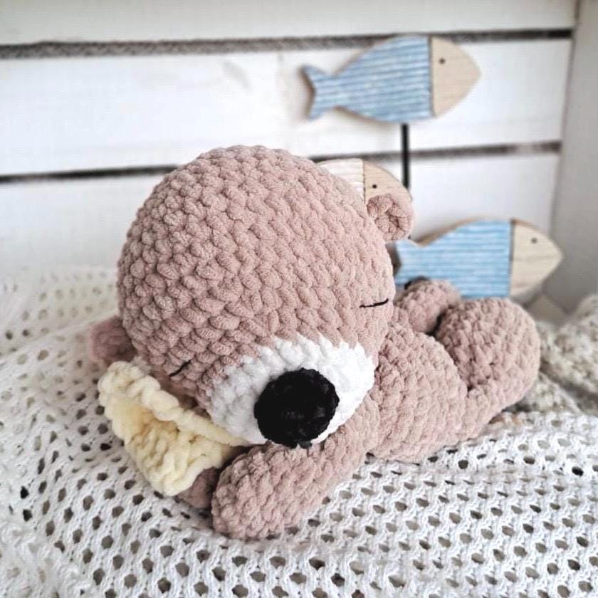 30 Otter Crochet Patterns for Cute Gifts, Nursery Decor, and Pocket-Sized Amigurumi 8 Otter Lovey Snuggle Blanket Pattern