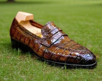 Ręcznie robione brązowe mokasyny typu penny ze skóry bydlęcej | Oryginalne skórzane buty wizytowe | Męskie eleganckie buty skórzane | Luksusowe mokasyny z tłoczoną fakturą |