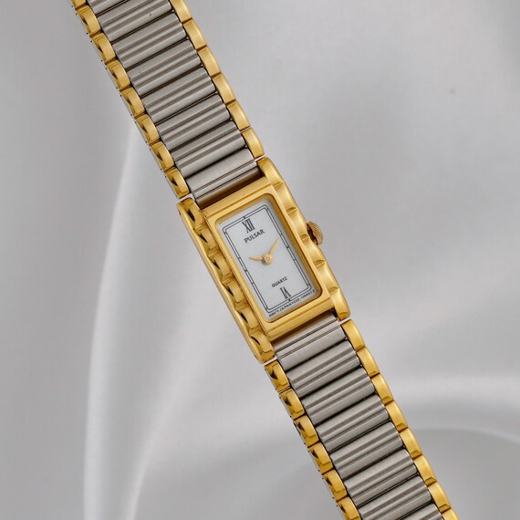 Vintage Pulsar Ladies display picture 1