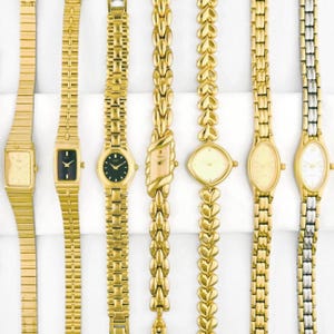 Vintage Seiko Ladies Tank Watch, 80s 90s Petite Dainty Wristwatch, Small Gold Plated Jewelry Gift