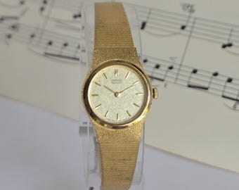 Vintage Seiko Ladies' Unique 80's Dainity Watch Gold Plated Woven Textured Dial