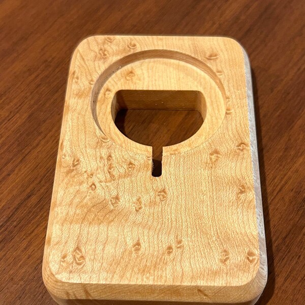 Apple iPhone MagSafe Charger Stand - Birdseye Maple