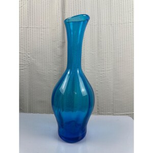 Vase bleu Mid-Century en verre soufflé à la main de style Blenko ~ 10 po. Bulles d'air