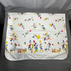 VTG Disney Mickey Mouse & Friends Goofy, Donald Duck,Receiving Baby Blanket image 2