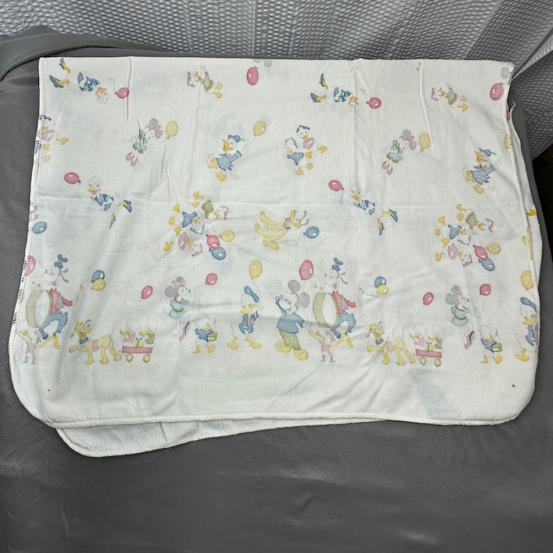 VTG Disney Mickey Mouse & Friends Goofy, Donald Duck,Receiving Baby Blanket image 7