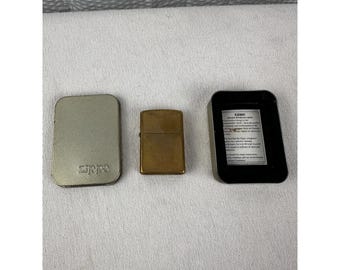 Zippo Classic Brushed Solid Brass Lighter.