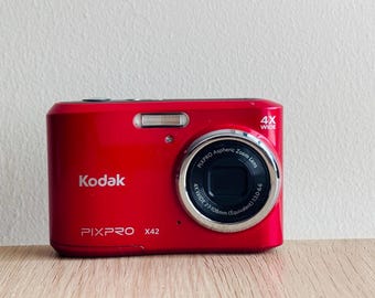Kodak Pixpro X42 16MP Red Digital Camera