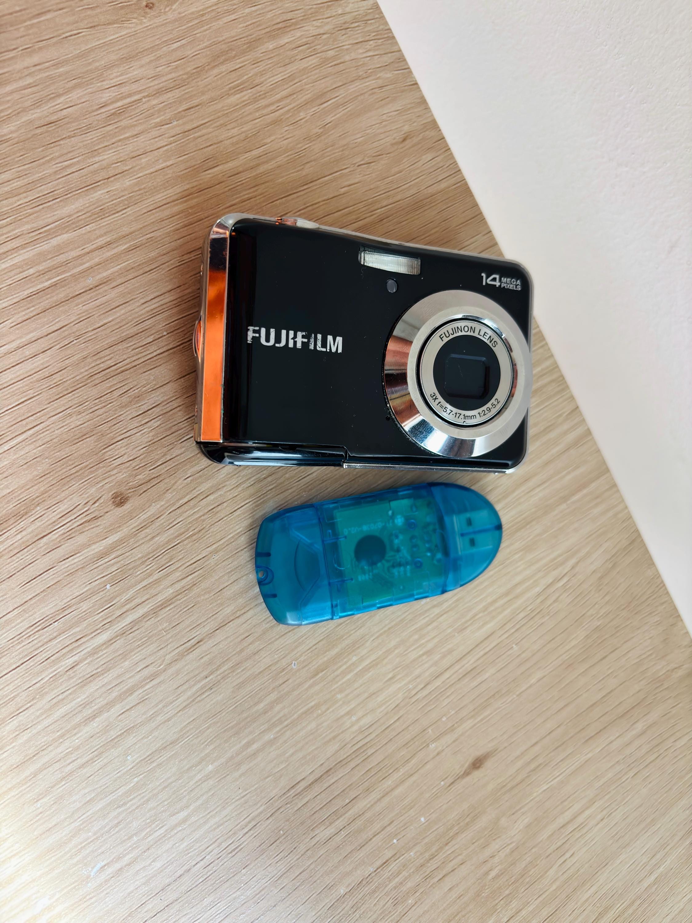 Fujifilm Finepix AV230 Digital Camera W/ 14MP - Etsy