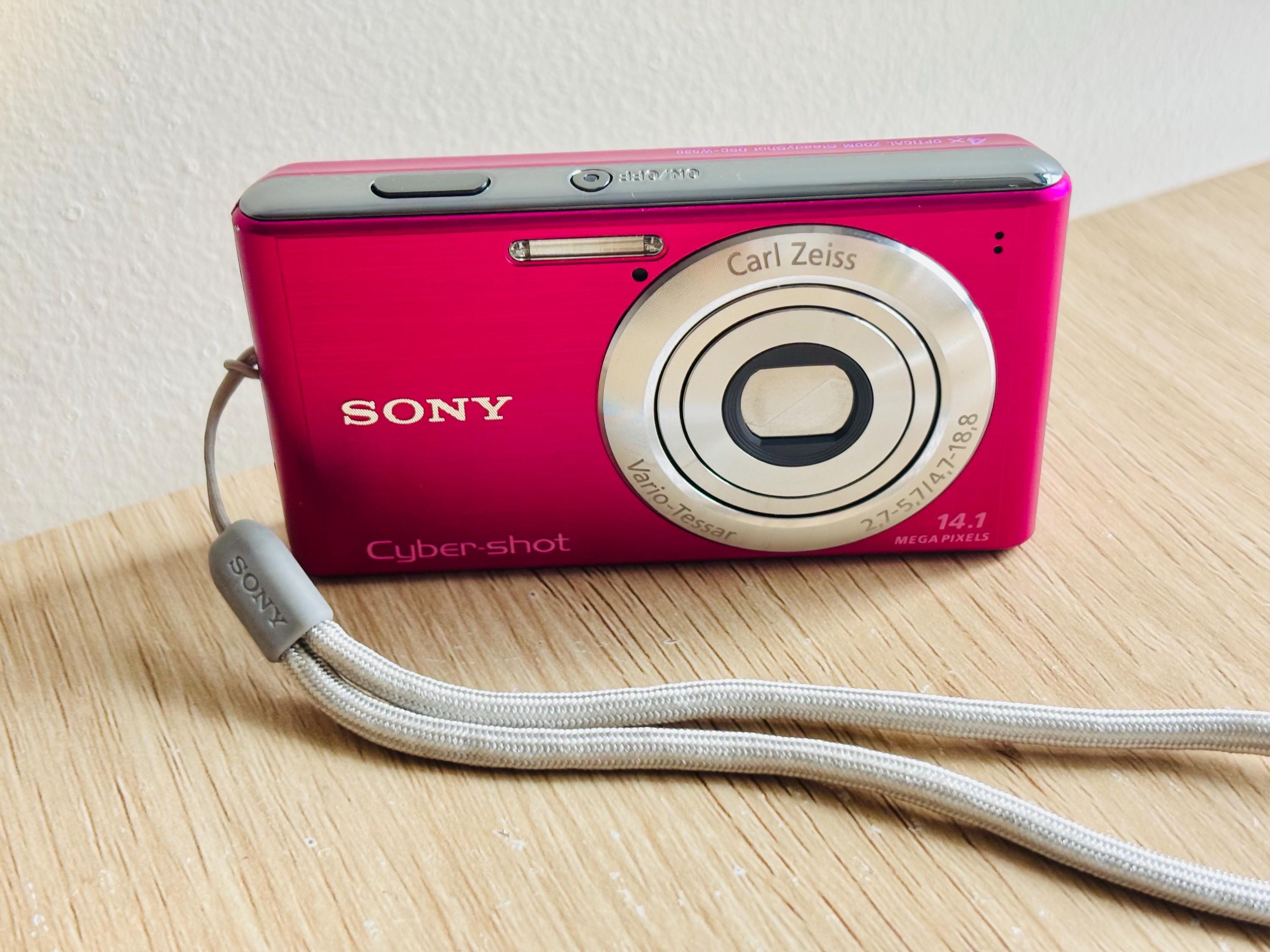 Sony Cybershot DSC-W530 Pink Digital Camera W/ Box & Accessories