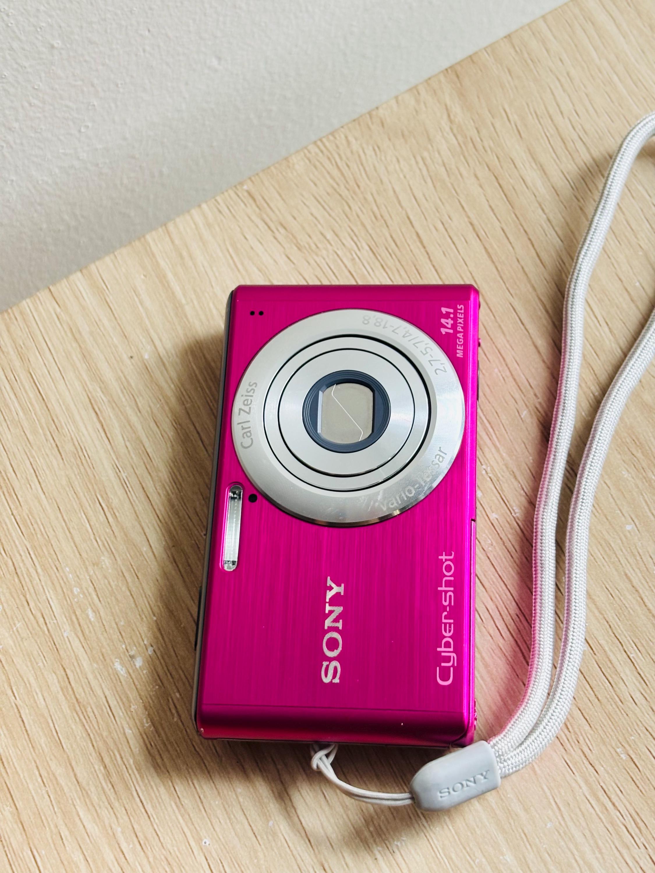 Sony Cybershot DSC-W530 Pink Digital Camera W/ Box & Accessories