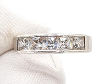 Vintage Silver And Cubic Zirconia Ring, 925 Fine Sterling Silver And CZ Band, Womens Jewelry, Boxed, Size 8 US
