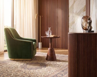 Mesita auxiliar escultural de madera maciza de mango – Un toque moderno de mediados de siglo con pedestal.