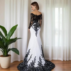 Black White Wedding Dress Black Lace Gothic Wedding Dress Boho Black Floral Lace Bridal Gown Non-Traditional Bride Alternative Mermaid Dress