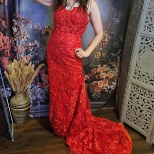 Custom Red Floral Lace Mermaid Wedding Dress with Train,Red Prom Evening Gown, Unique Alternative Bridal Gown, Non-Traditional Wedding Dress