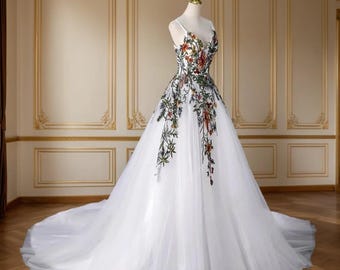 Wedding Dress Wild Flower Lace Ivory Fairy Bridal Gown Unique Bride Alternative Wedding Outdoor Theme Forest Fairy Wedding Garden Vows