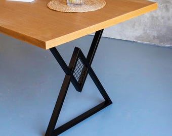 Schwarze Esstischbeine aus Metall (2er-Set) Dreiecksform, moderne Stahltischbeine, goldene industrielle Tischbasis, Eisenbeine für Live Edge