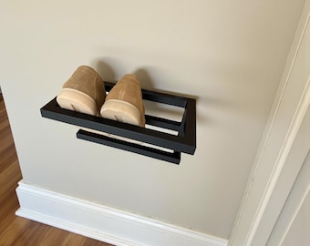 An der Wand befestigtes Schuhregal - modernes schwebendes Metallregal für Eingangsschuhe