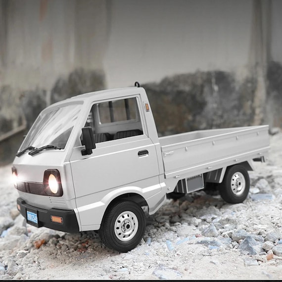 D12 Mini RC Kei Truck: 1/16 Scale Remote Control Truck