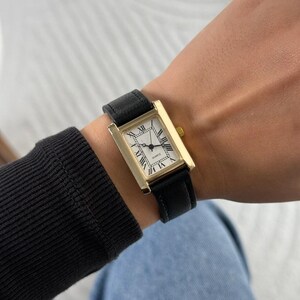 Relógio de pulso unissex com pulseira de couro minimalista e design clássico, preto