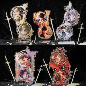 Love and Deepspace Acrylic Badge Display, Holds Two 58/65/75mm Badges, Xavier, Zayne, Rafayel, Sylus, Caleb