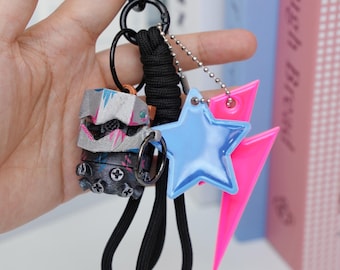 Arcane Jinx Flame Chompers Keychain, 3D-Print LOL Collectible, League of Legends Cosplay Gift