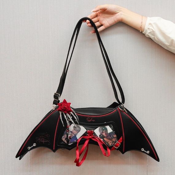 Sylus Love and Deepspace Ita Bag - Bat Wing Devil Backpack  display picture 2
