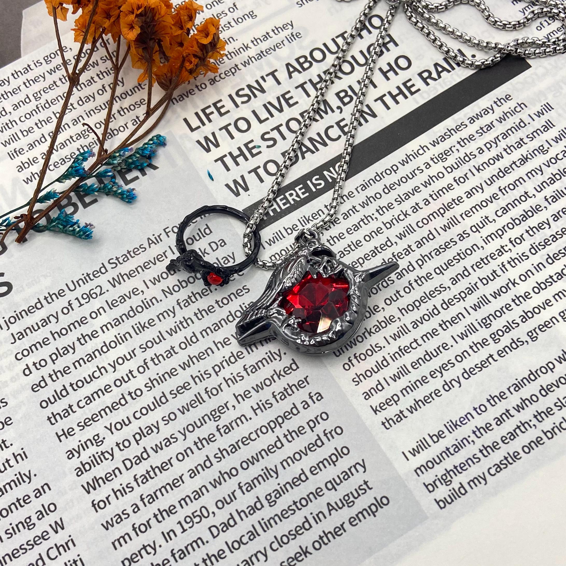 Love and deep space sylus Österreich - Main Image