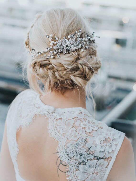 wedding dress hair accessories