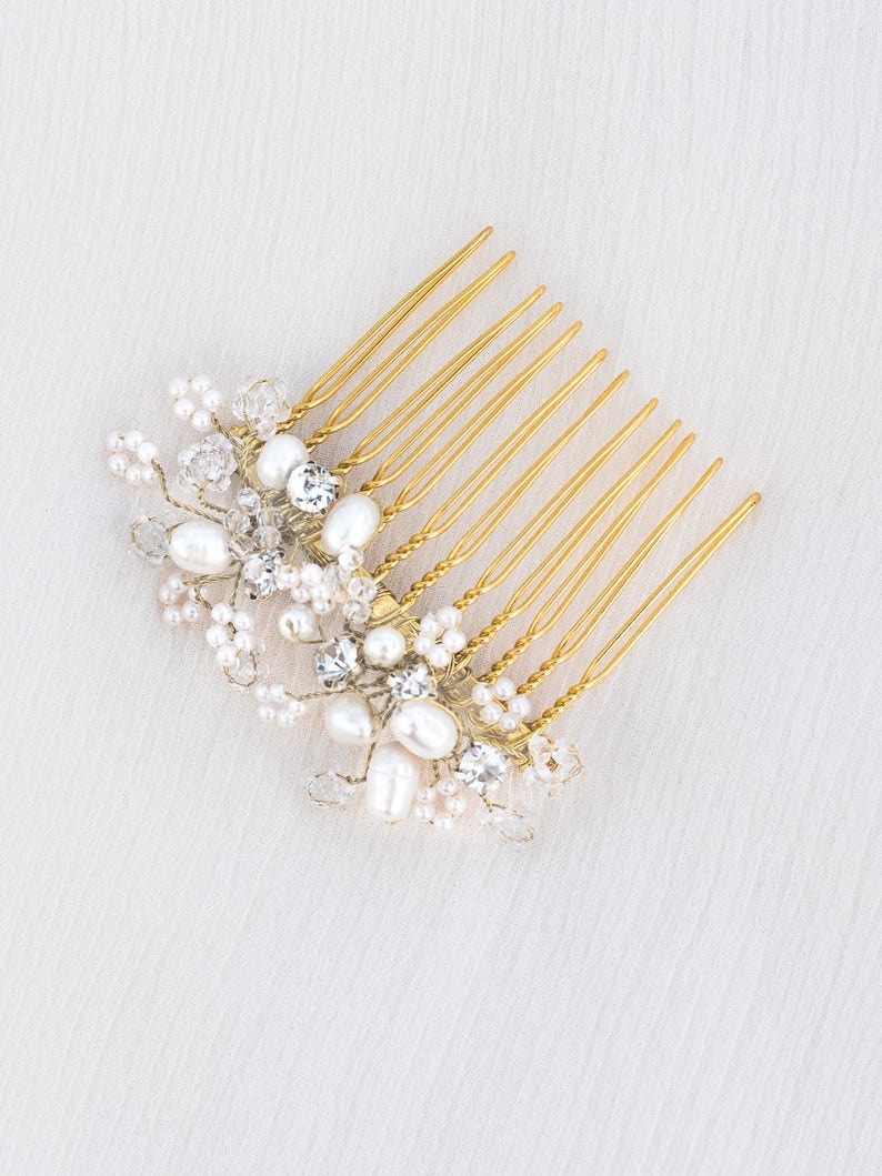 Gold or Rose Gold Bridal Hair Comb Wedding Hair Accessories Rhinestone and Crystal Small Comb in Silver Bianca Pearl