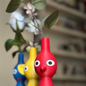 Pikmin Vase (Single) - Red, Yellow or Blue