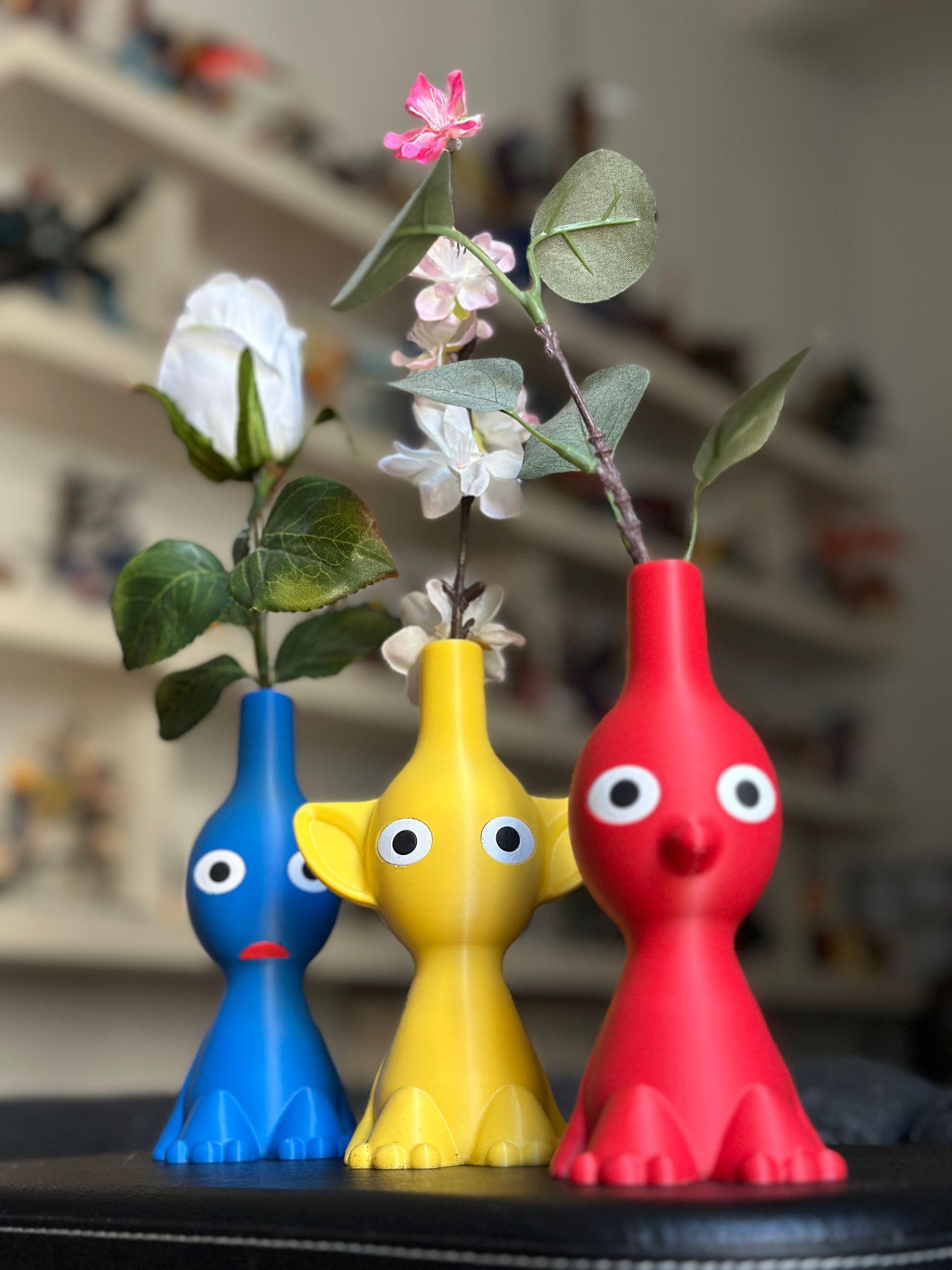 Pikmin Vases Set of 3: Red, Yellow & Blue 3D Printed Planters - Etsy