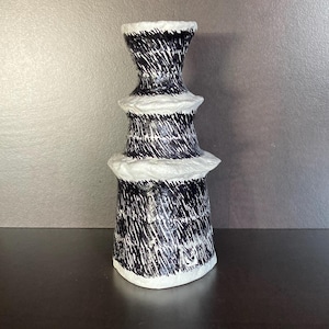 papier-mâché vase