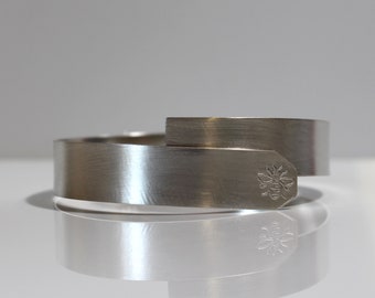 Sterling zilveren geëtste bijenarmband | Verstelbare armband | Manchester bijenarmband
