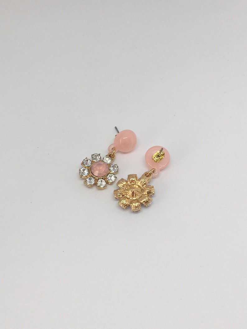 Pink Resin and Rhinestone Retro Style Flower Drop Earrings