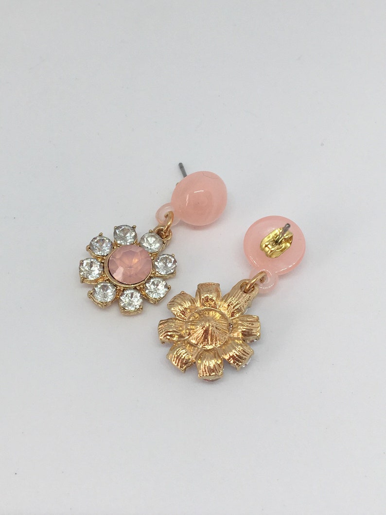 Pink Resin and Rhinestone Retro Style Flower Drop Earrings