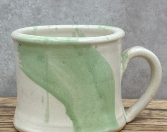 Small Mug in Splashy Pistachio