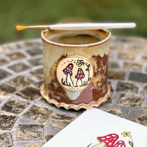 Painter's Cup: Mushroom