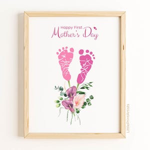 Première fleur empreinte de pas pour la fête des mères - Créations pour bébés comme cadeau souvenir attentionné et sentimental de bébé pour les mères pour la première fois