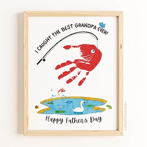 Embarcation de pêche avec empreintes de main pour la fête des pères pour grand-père. Souvenir de petits-enfants, tout-petits. Activité préscolaire avec carte imprimable pour la fête des pères de grand-père