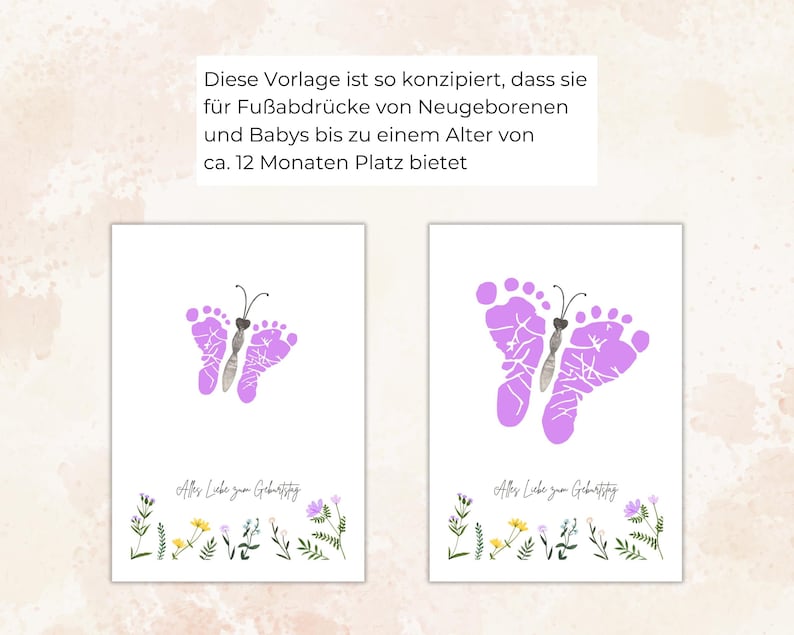 K&ouml;nnte beinhalten: Zwei wei&szlig;e Karten mit einem Schmetterlingsdesign aus lila Fu&szlig;abdr&uuml;cken. Die Karten haben deutschen Text und einen floralen Rand. Der Text lautet "Alles Liebe zum Geburtstag".