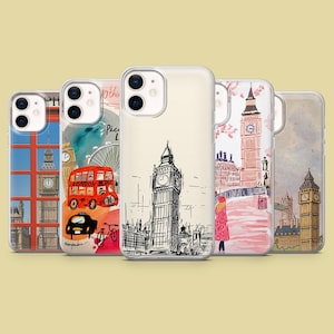 Può includere: Quattro diverse custodie per telefono con design a tema londinese. Le custodie sono trasparenti e mostrano i design attraverso la plastica. I design includono Big Ben, un autobus a due piani rosso e un taxi nero.