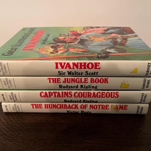 Vintage Set of 4 Great Illustrated Classics Books