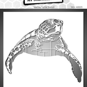 Op de afbeelding: Een witte zeeschildpad stencil met de tekst "MY-STENCILS.COM" bovenaan. De stencil heeft een gedetailleerde omtrek van een zeeschildpad, perfect voor knutselprojecten. De SKU is A0029.